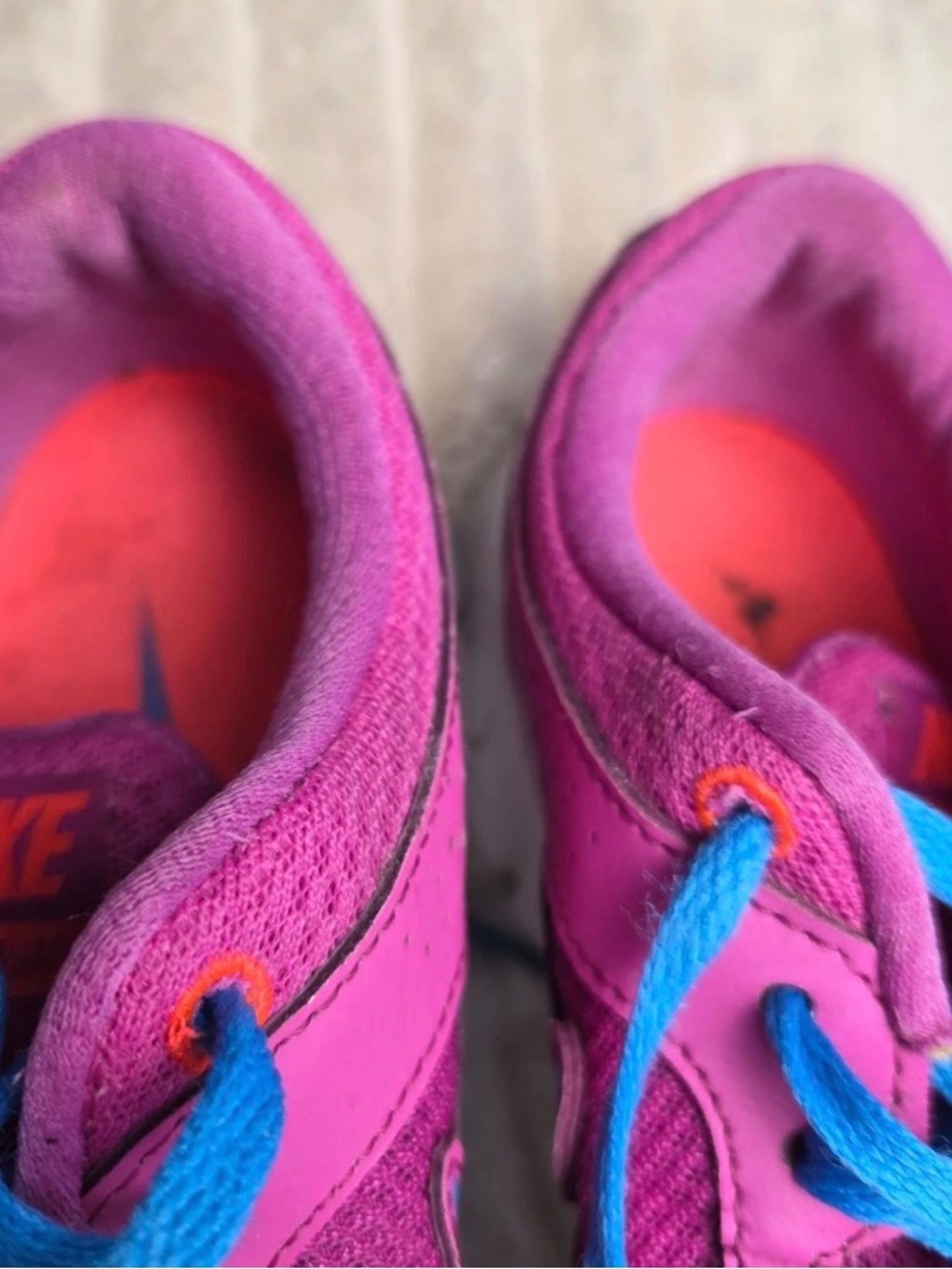 Nike Flex Experience RN Women's Pink Blue Running Shoes Size 6 - Picture 6 of 7